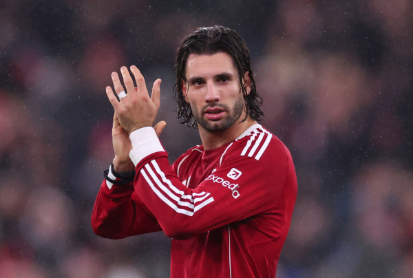 Szoboszlai向利物浦球迷道歉始末:曼城慘敗後的手勢風波完整解析 3 Szoboszlai在強調利物浦會全力以赴接下來的考驗