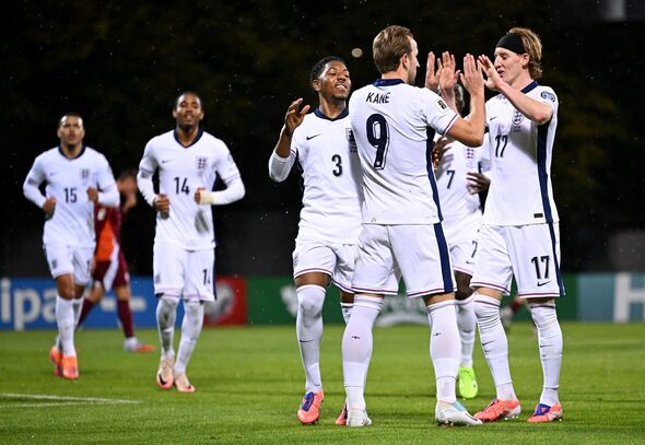 英格蘭就算是替補席也有堅強實力